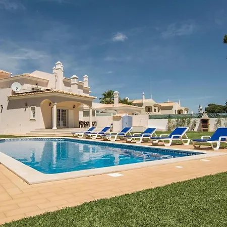 Beautiful 8-Bed Golf Villa In Vilamoura Algarve Exterior photo