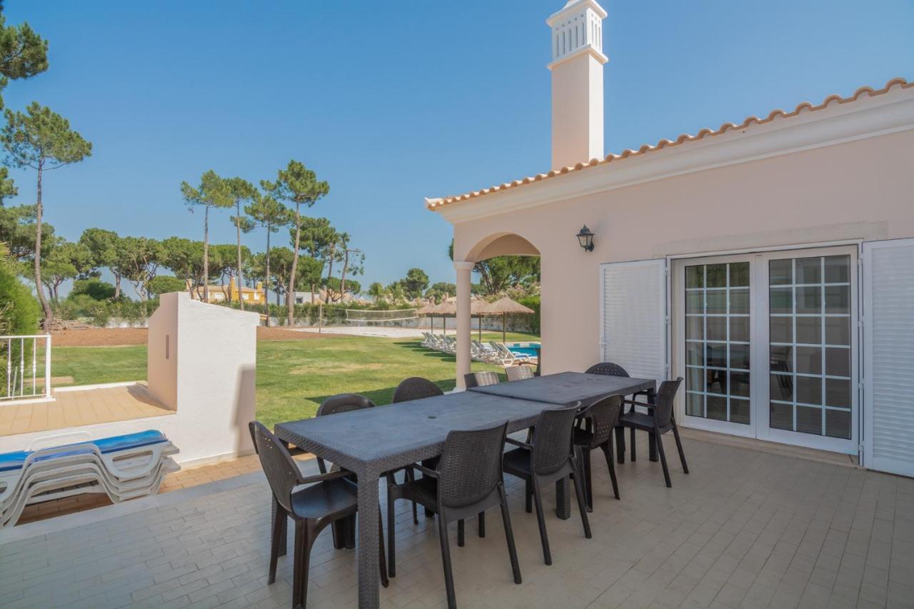 Beautiful 8-bed Golf In Algarve Villa *