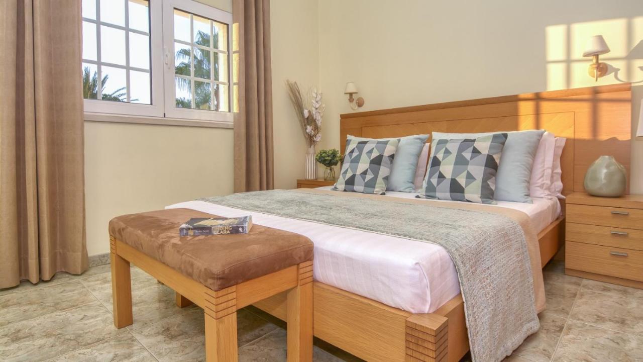 Beautiful 8-bed Golf In Algarve Vilamoura