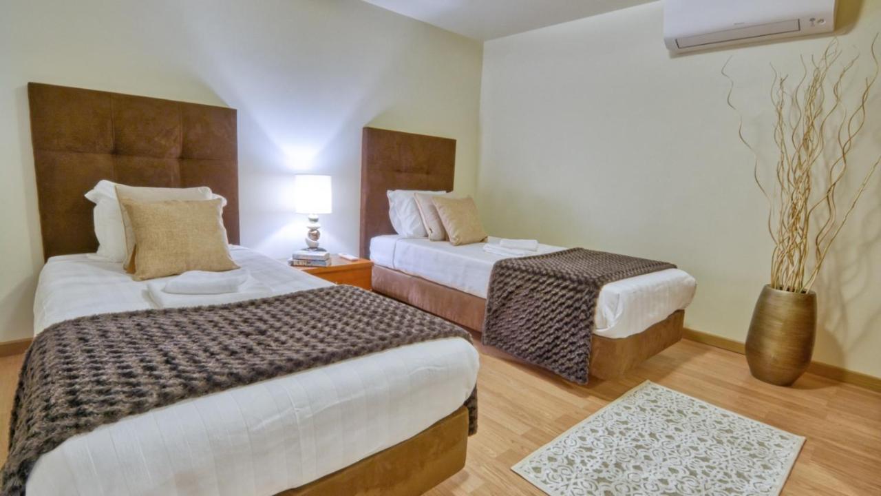 Beautiful 8-bed Golf In Algarve * Vilamoura